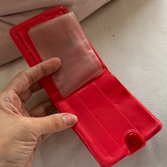 Vintage Sanrio 1993 Hello Kitty Bright Red Kids Wallet